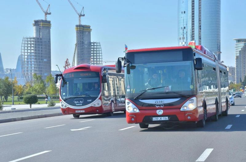 Bakıda bu marşrutlar saatlarla gəlmədi – Səbəb 