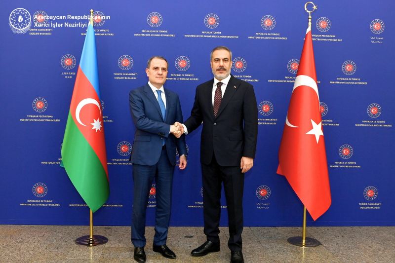 Ceyhun Bayramov və Hakan Fidan İranın Azərbaycana dron hücumlarını müzakirə etdi 
