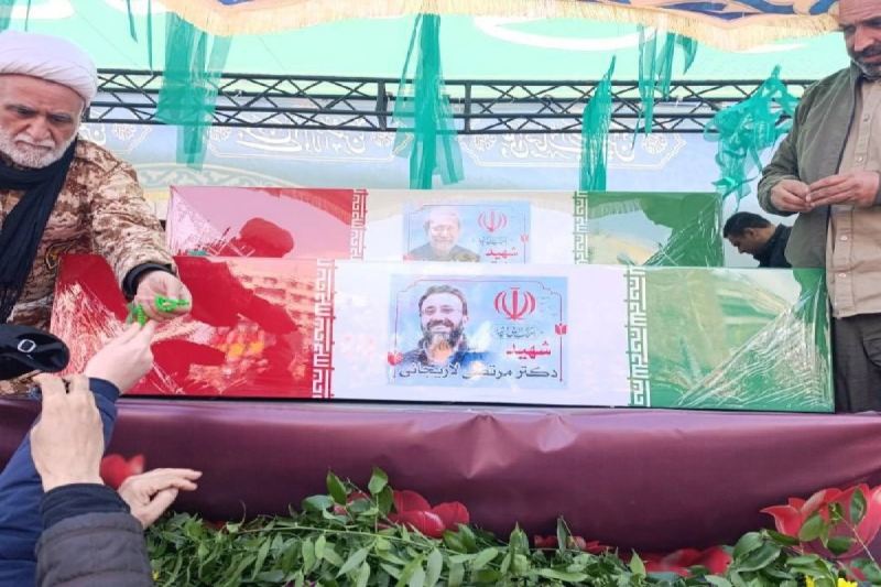 Tehranda Əli Laricani və \"Bəsic\" komandanı ilə vida mərasimi keçirilir 