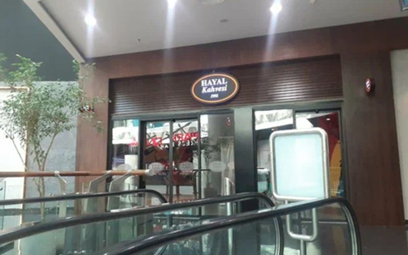“Hayal Kahvesi”nin müştərilərinin xəyalı suya düşdü... - Fotolar 