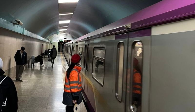 Sərnişinlər metroda boş vaqonları əvvəlcədən görə biləcəklər 