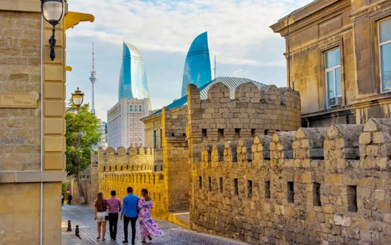 WUF13 ilə bağlı gələn turistlər bu tələbdən azad edildi 