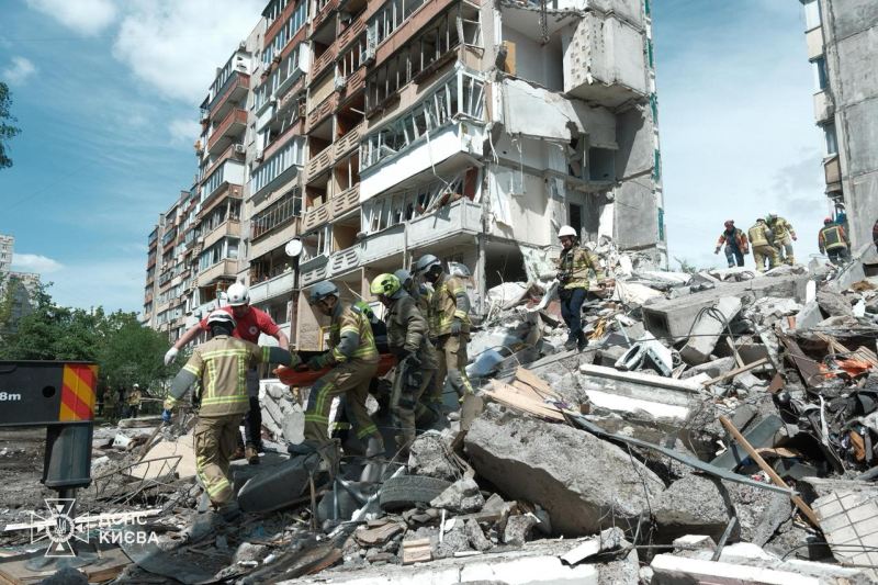 Kiyevdə raket hücumunda ölənlərin sayı 24-ə çatdı 