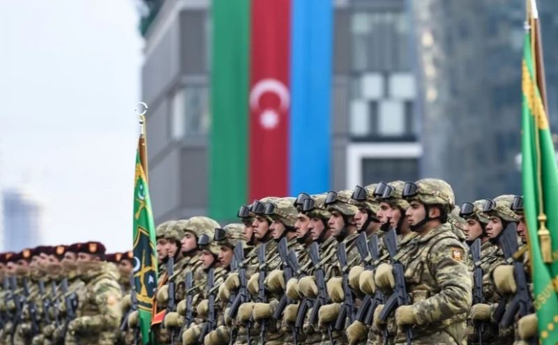 Xarici ölkə vətəndaşlığı qəbul etmiş şəxslər əsgərliyə ÇAĞIRILACAQ! 