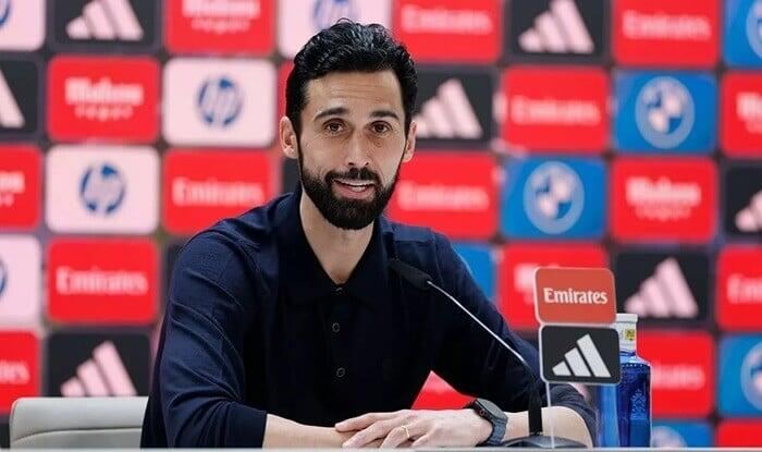 Arbeloa “Real”dan gedir 