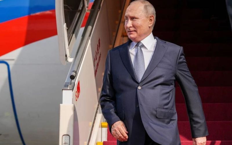 Putin Qazaxıstana getdi 