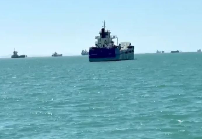SEPAH: Son sutkada Hörmüz boğazından 24 gəmi keçib 