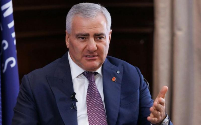 İş adamı Karapetyan Ermənistan parlamentin spikerini məhkəməyə verib 
