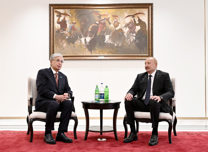 İlham Əliyev Qazaxıstan Prezidenti ilə görüşüb - FOTO - YENİLƏNİB 