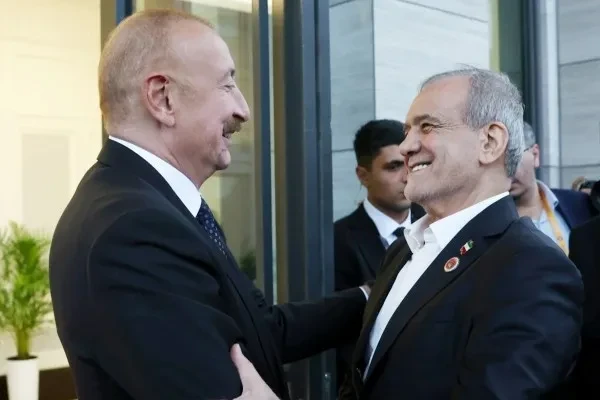 İlham Əliyevlə Pezeşkian arasında görüş oldu&nbsp;- YENİLƏNİB (FOTO)