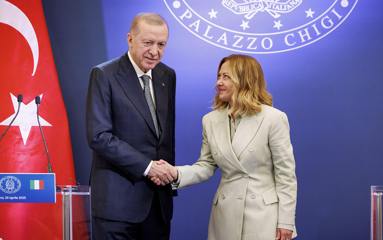 Ərdoğan da Melonini təbrik etdi&nbsp;