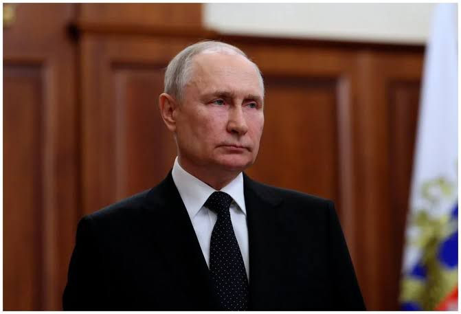 Putin üç gün ərzində Kiyevə zərbə endirməmək barədə göstəriş verib