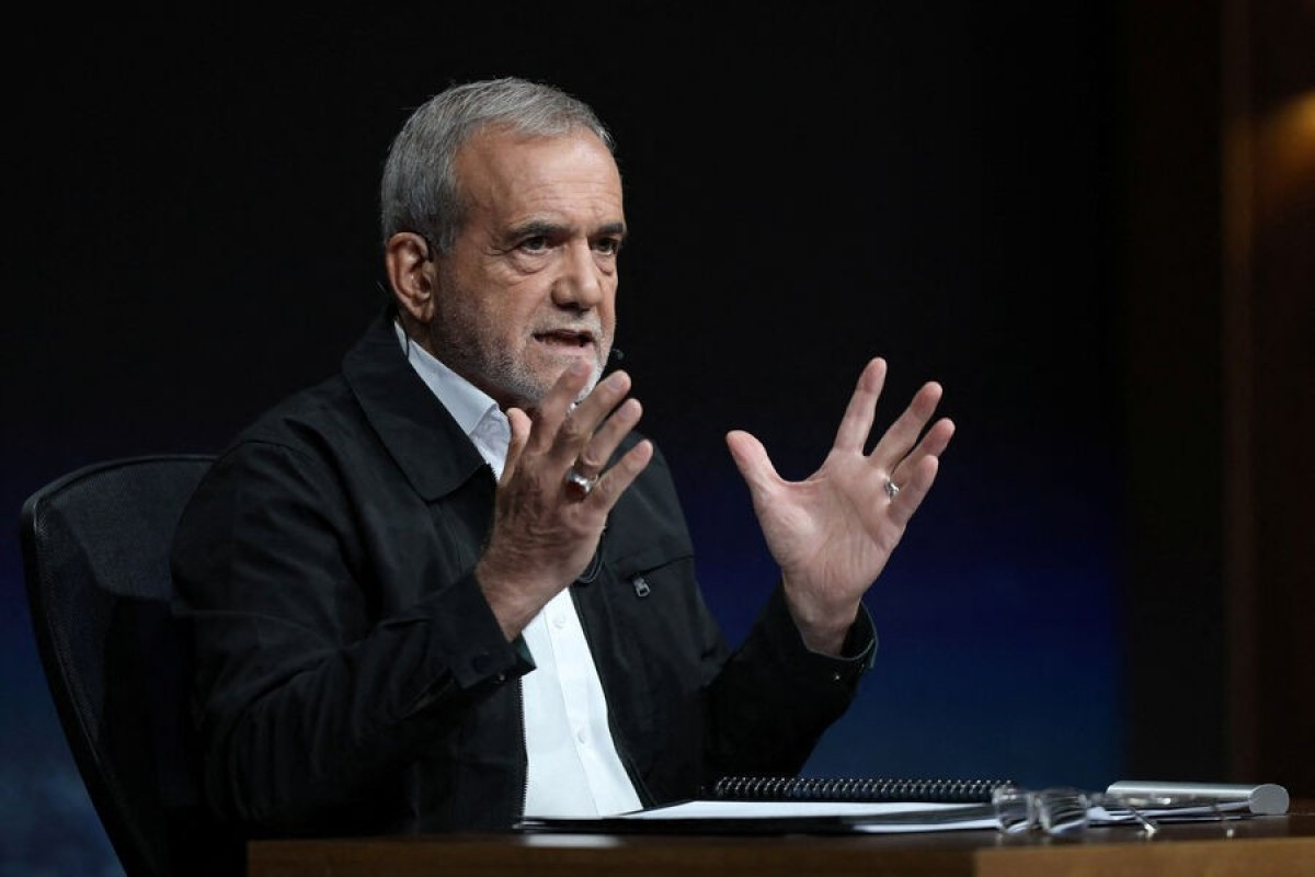 Pezeşkian İranın ABŞ və İsrailə qarşı müqaviməti davam etdirəcəyini bildirib