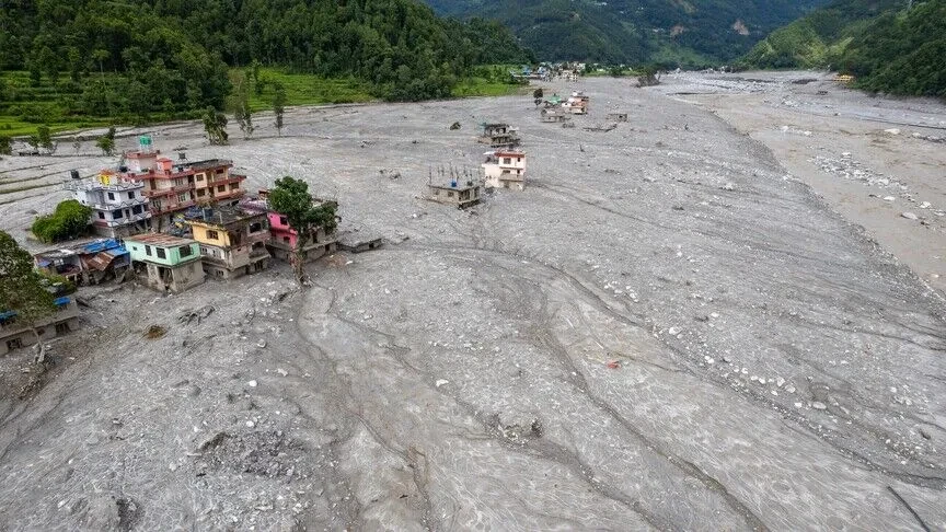Nepalda sel: ölənlərin sayı 1367-yə çatıb